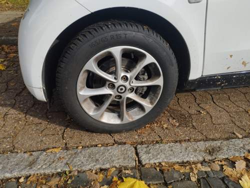 Reifen vorne links
