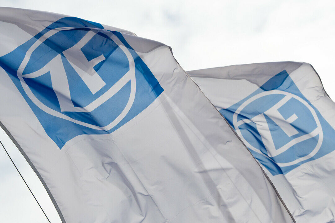 Bei ZF Friedrichshafen bereitet man sich mit dem Verkauf von ZF Lenksysteme auf die geplante Übernahme von TRW Automotive vor