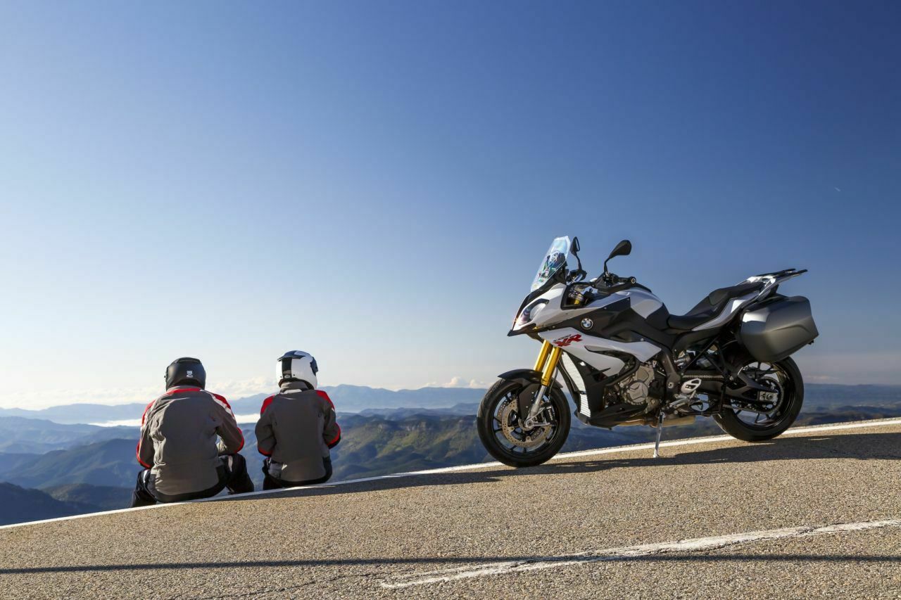 BMW S 1000 XR: Der bekannte Motor überzeugt mit Leistung und jeder Menge Drehzahl