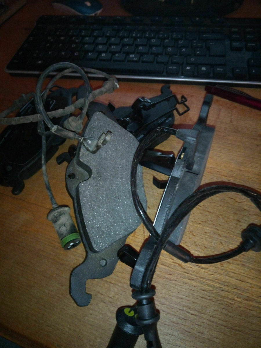 Brauche Rat bei Wahl passender Bremsbeläge, T98 Kombi 0035/353, Bj. 6/2001