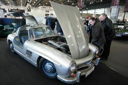 ‚Einsteigen bitte!‘ auf der Bremen Classic Motorshow – der Mercedes-Benz 300 SL Flügeltürer