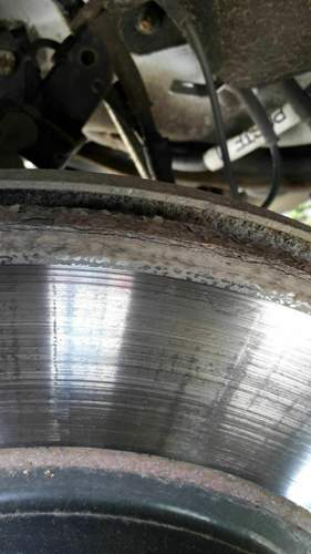 Bremsscheibe-hinten-rechts