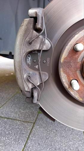 Viele hier haben ja die schlechte Qualitaet bei Ford bemaengelt..jpg