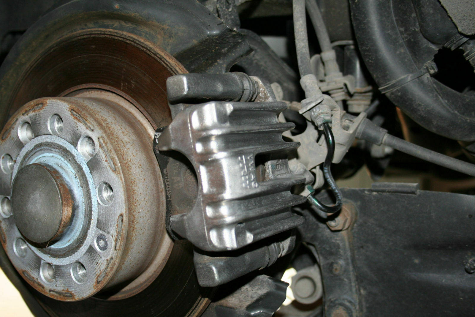 Bremssattel lackieren mit Folia-Tec + Erfahrungen