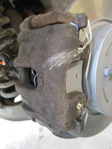 Bremssattel HR u. neue Bremssattelfeder