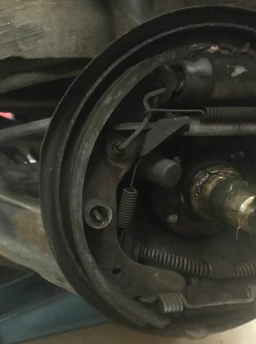 Corsa B Trommel Hinten Links Bremsbelag