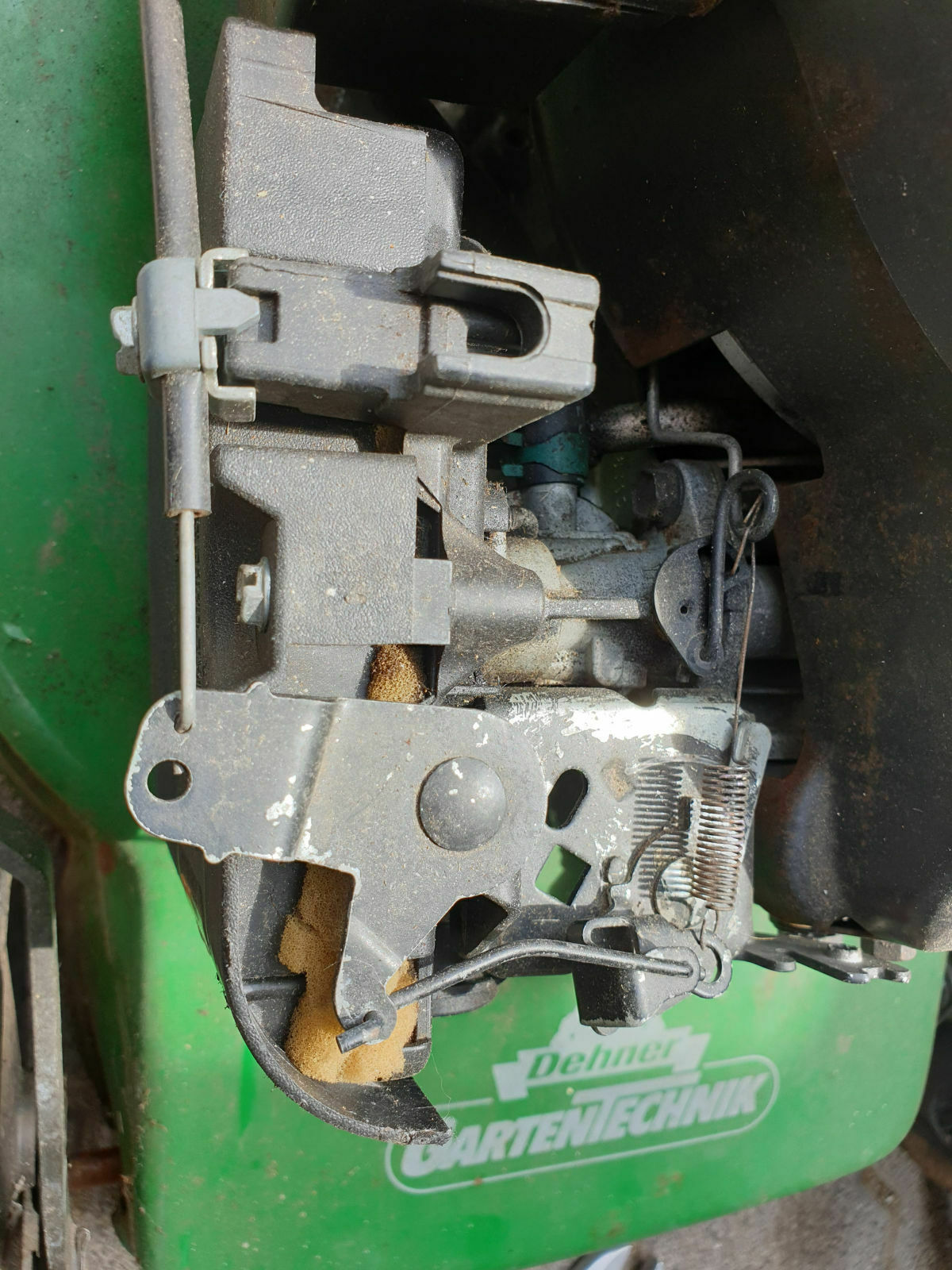 Briggs & stratton Rasenmäher 4 Takt.ohne funktion ( dehner und Mtd)