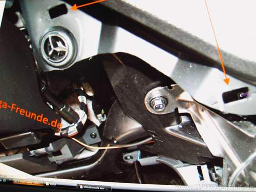 Kuga-ohne-mittelkonsole-01