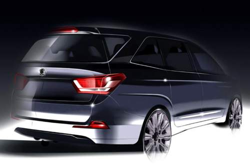 Das Heck des SsangYong Rodius ist auch nach dem Modellwechsel ziemlich buckelig.
