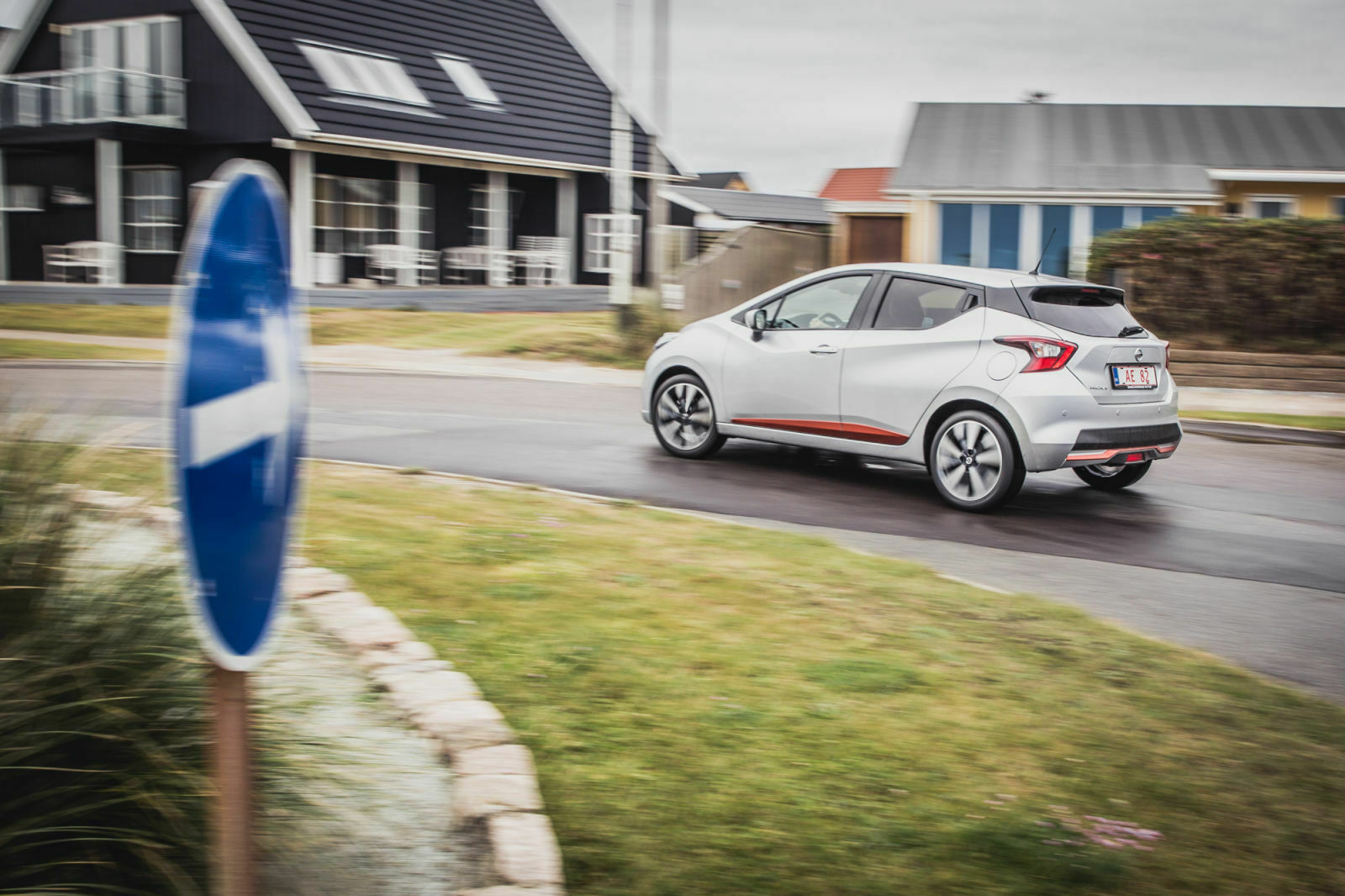 Das Fahrwerk des neuen Nissan Micra wirkte schon am frühen Prototypen ausgereift. Straff, aber nicht unkomfortabel fühlt es sich an