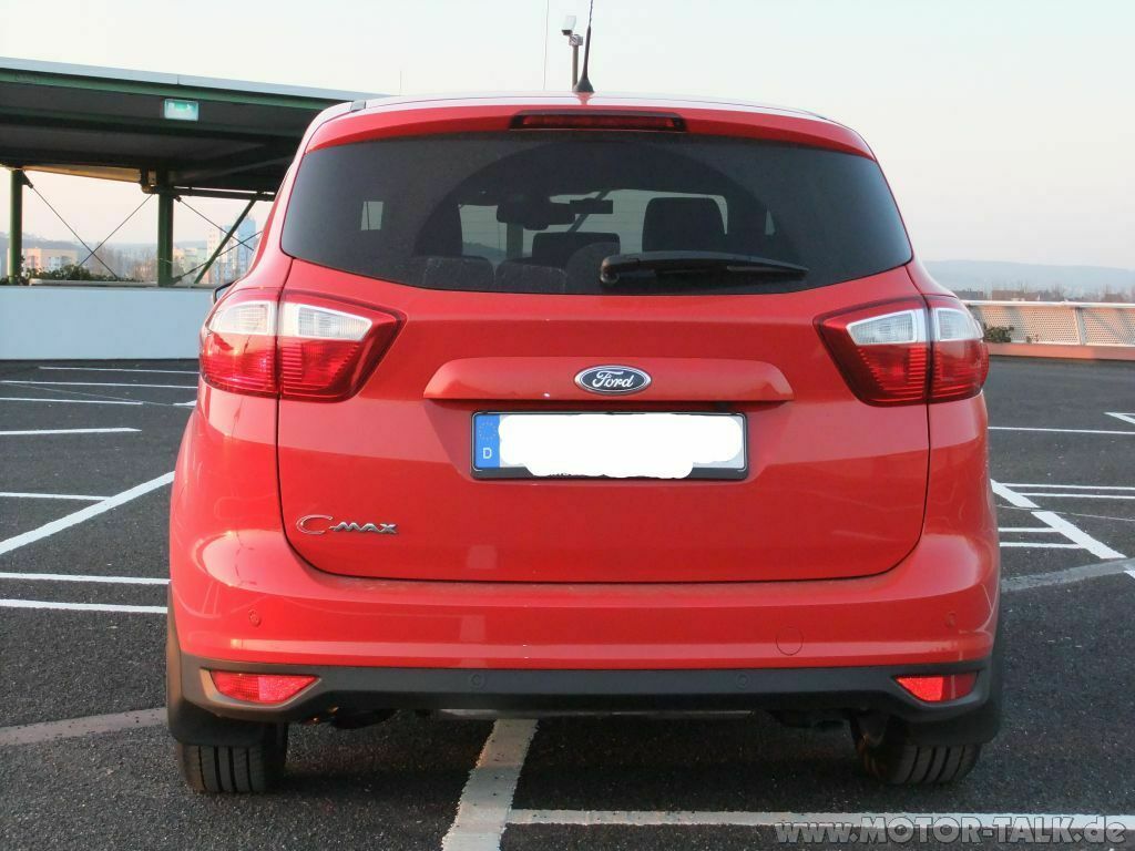 C-Max Schriftzug am Heck