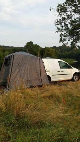 Caddy-mit-zelt-4962385861552138141-1601709428083817668