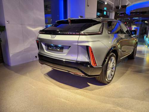 Cadillac Lyriq Heck.jpg
