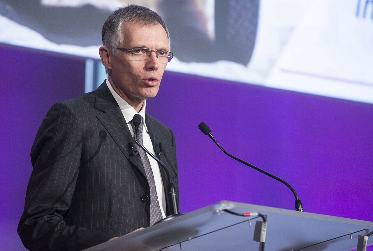 Carlos Tavares, CEO von PSA Peugeot Citroën, kündigte an, dass der Konzern eine eigene Lösung zur Fahrdienstvermittlung vorstellen könnte