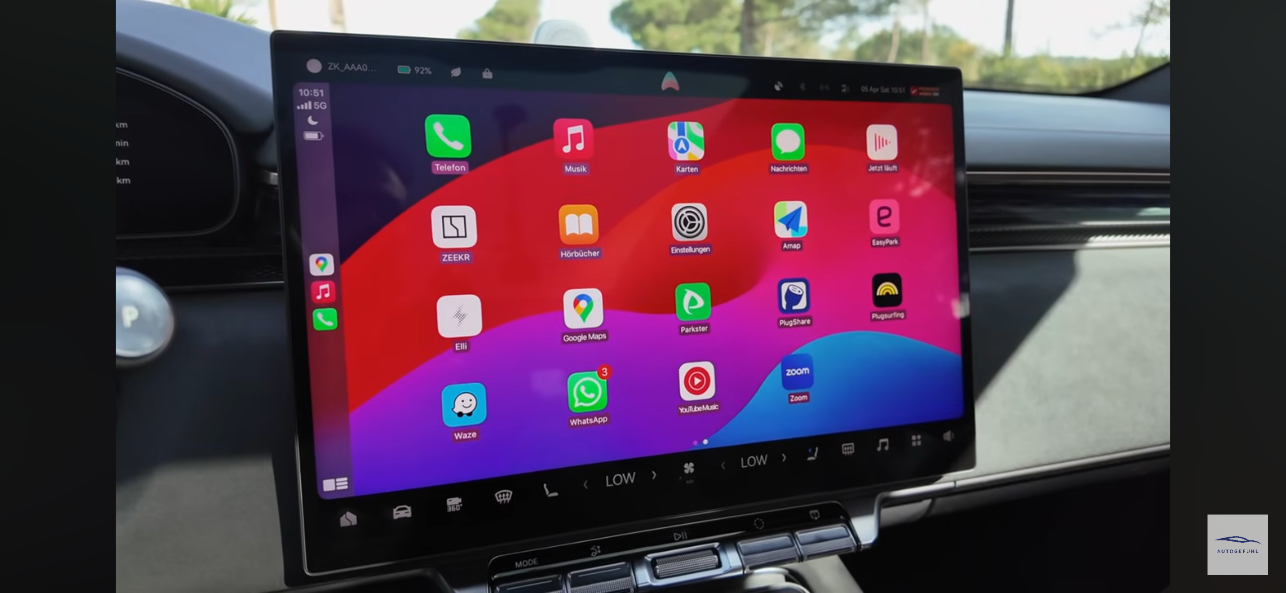 CarPlay: 3. Zeile bei 15“ Display?