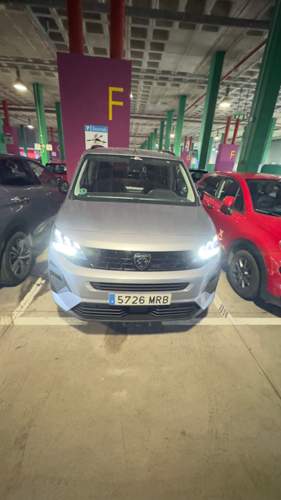 Peugeot CarPlay.jpg