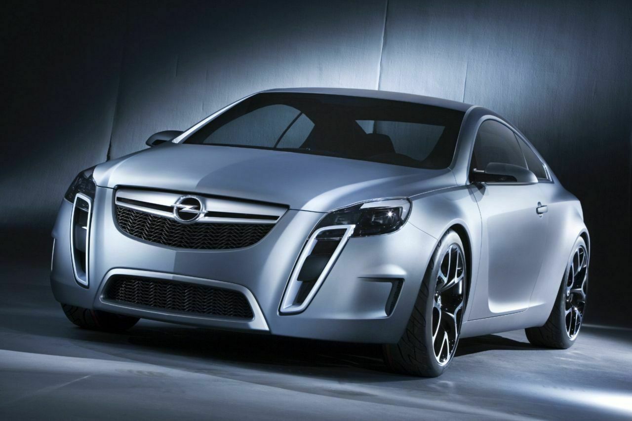 Schon vor dem Start des Insignia hatte Opel ein Coupé im Sinn: Opel GTC Concept 2007