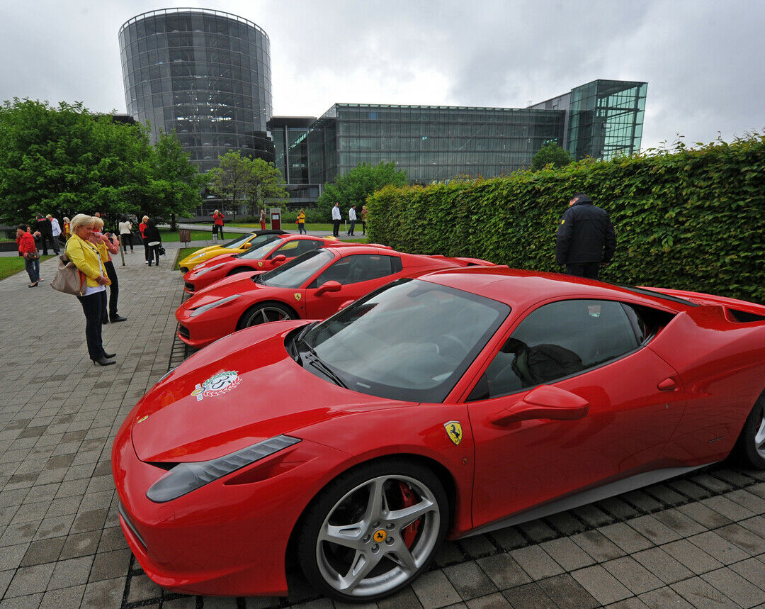 Der Ferrari Club Deutschland e.V. hat über 400 Mitglieder mit 2.000 Fahrzeugen