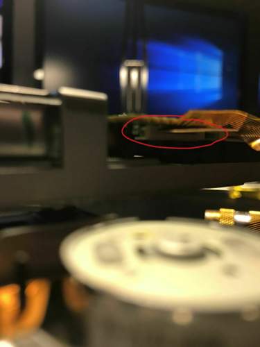 11-Pin Flexkabel in Stecker