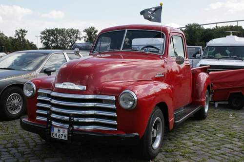 Chevrolet 3100 Advance Design – Pickup Truck auf der Street Mag Show in Hannover