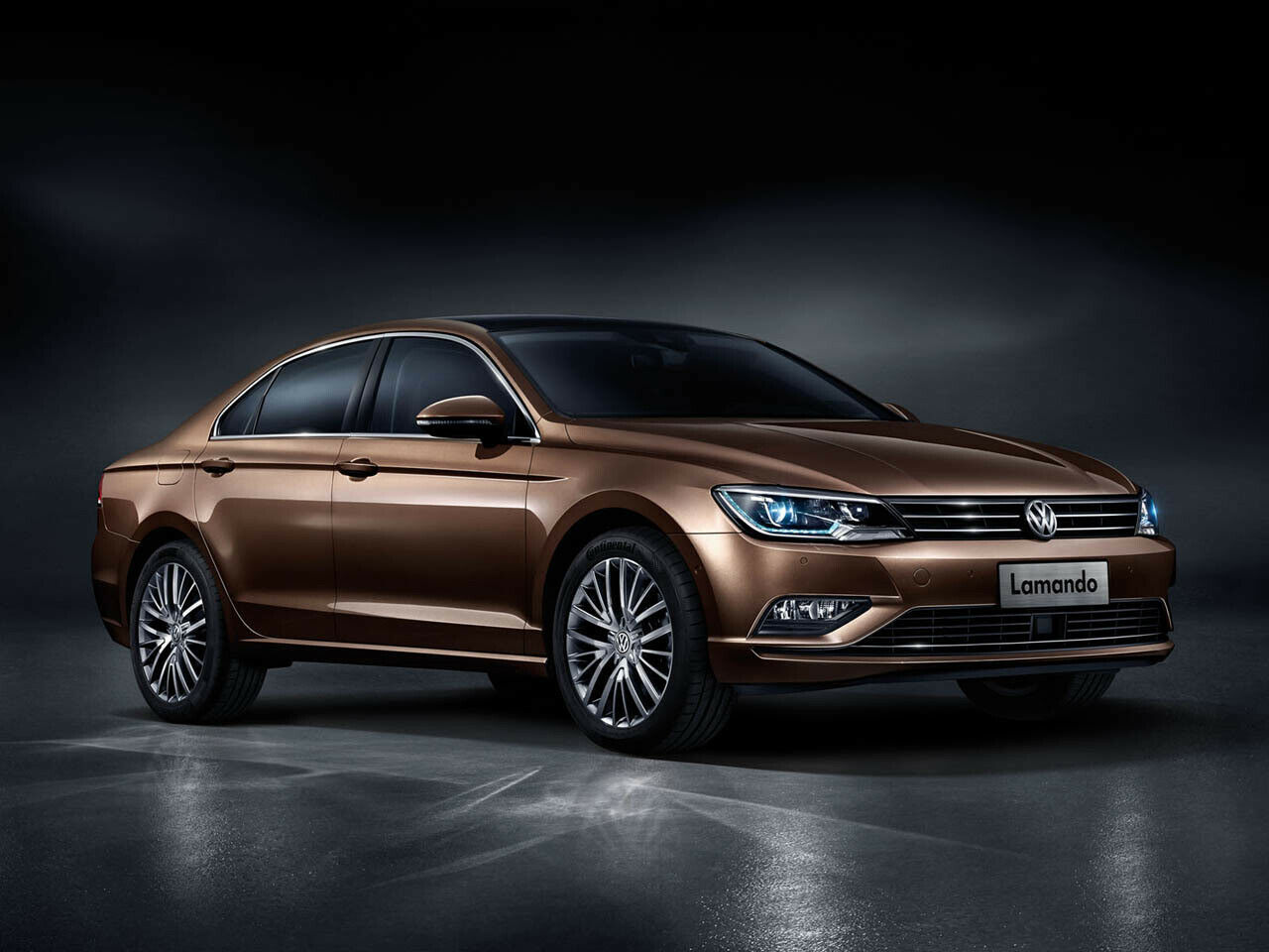 Der Lamando-Vorläufer "New Midsize Coupé" parkte bereits in Peking