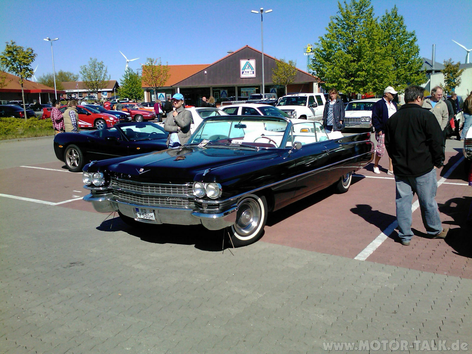 Chrome & Diner 2011-> viel altes Blech und schöne Autos