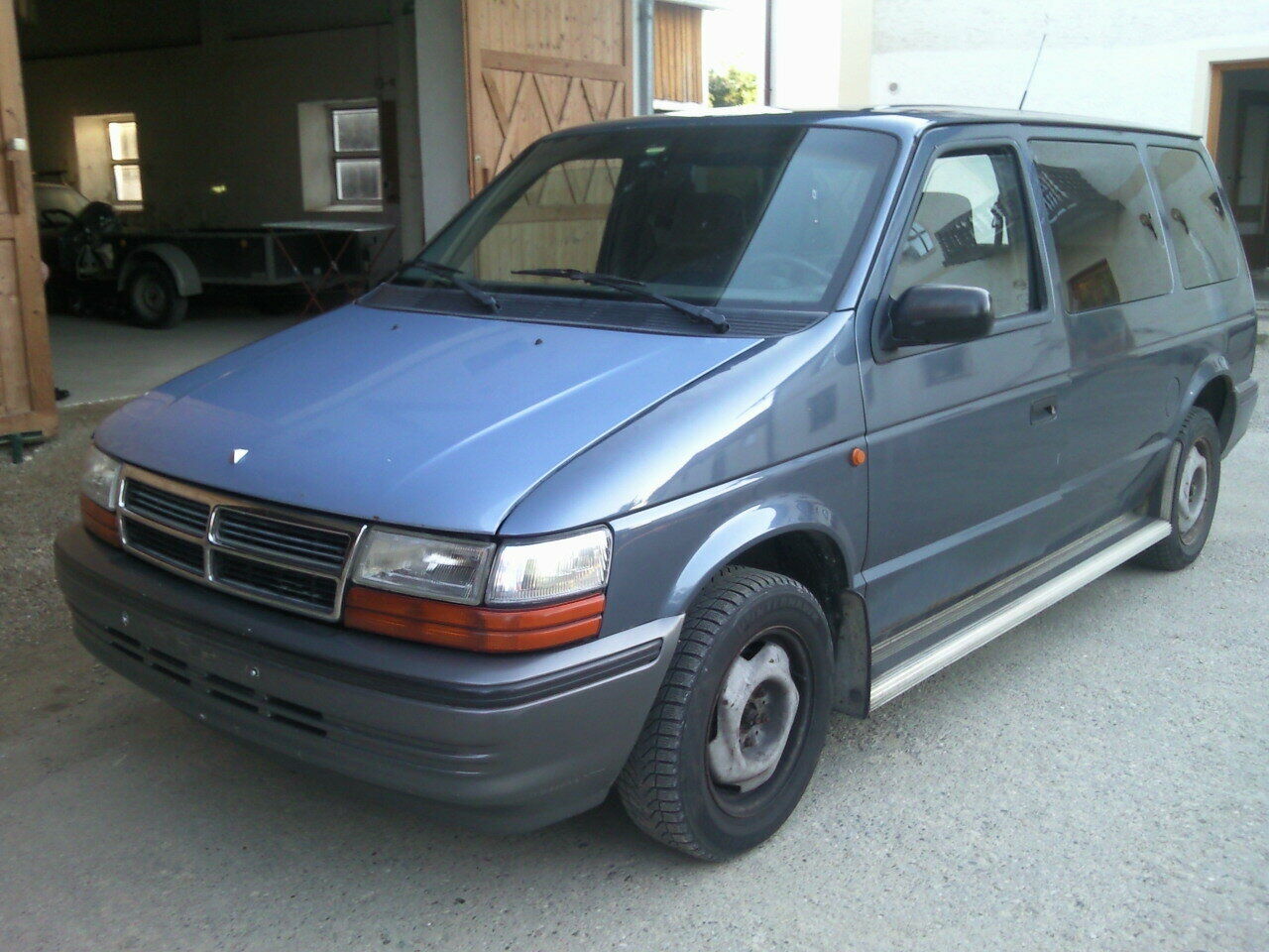 Chrysler Voyager ES 2.5 Test