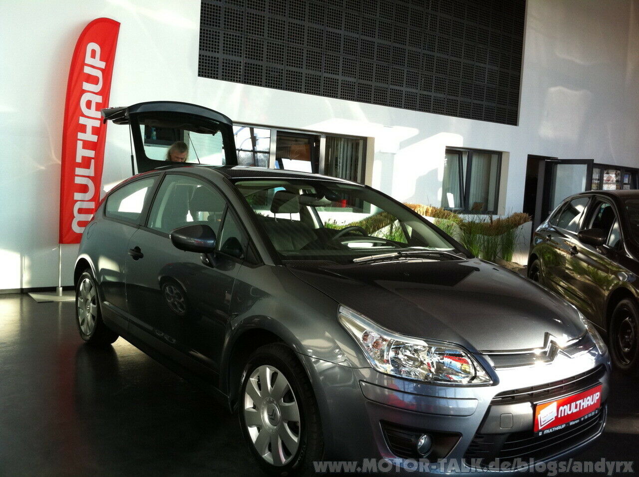 Citroen C4 Coupe 1,6 VTI-> nun ist er da....