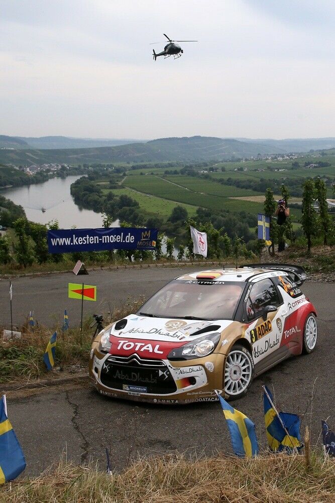 Der Spanier siegte zum ersten Mal bei einem WM-Lauf. Citroen bescherte er den 11. Sieg bei der Deutschland-Rallye in Folge