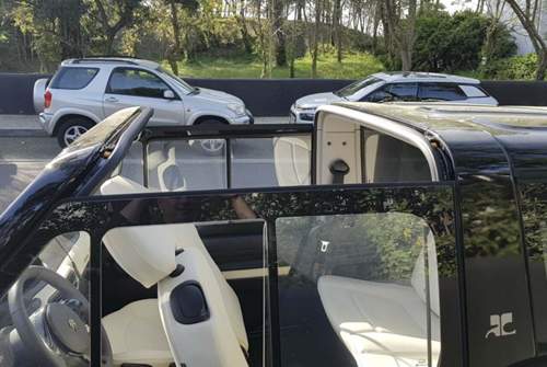 Citroën E-Mehari mit abmontiertem Dach