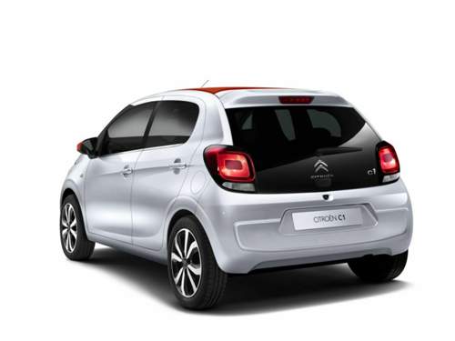 Am Heck unterscheiden sich Citroën C1 und Peugeot 108 nur in der Lichtsignatur