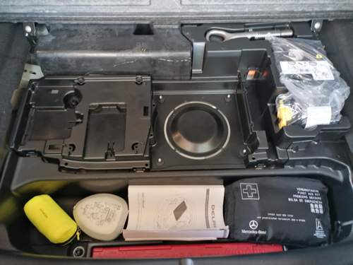 Unter Kofferraumabdeckung CLA250E