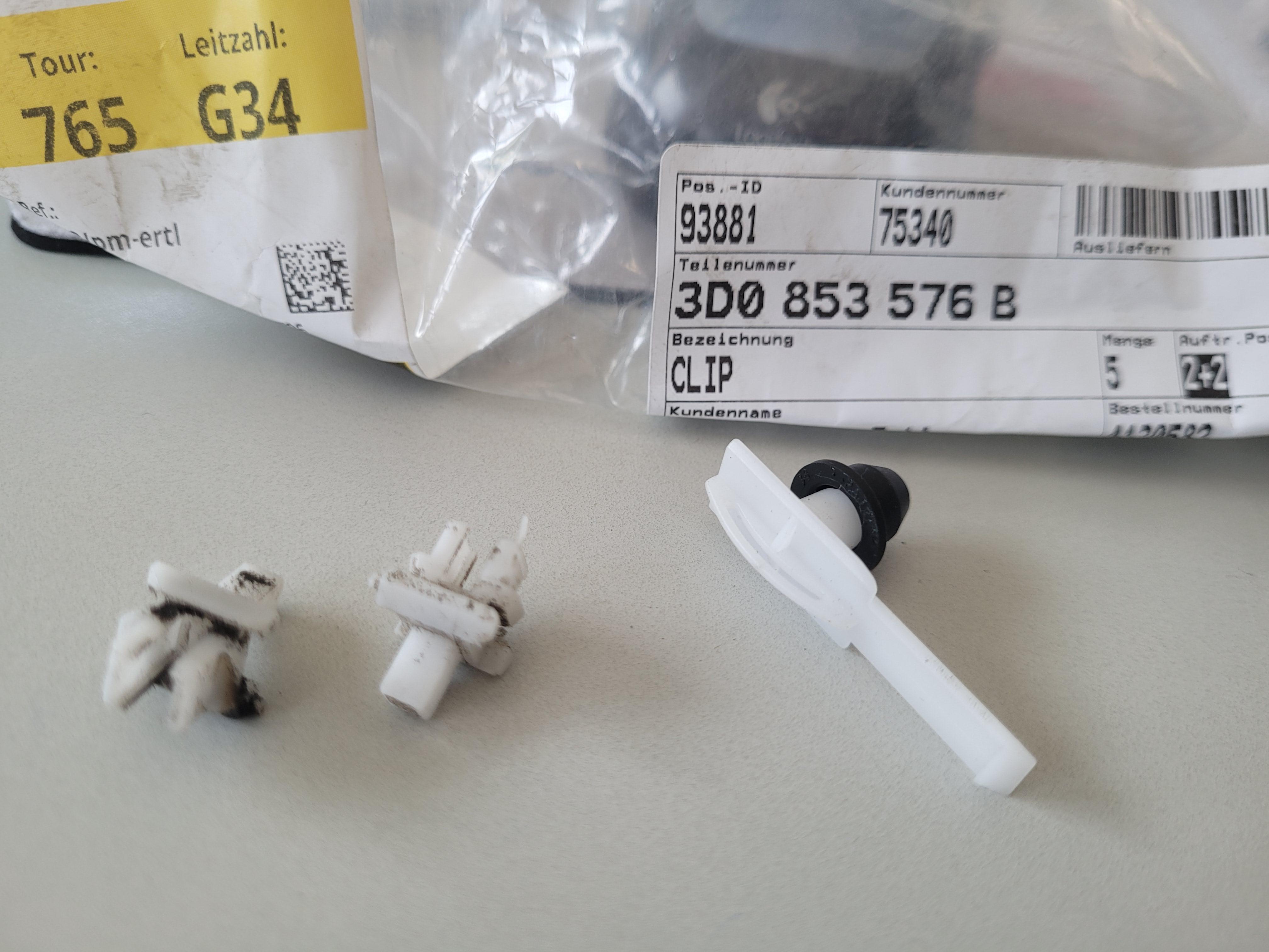 Clips für untere Türleiste