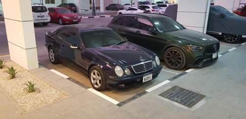 CLK vor dem Haus