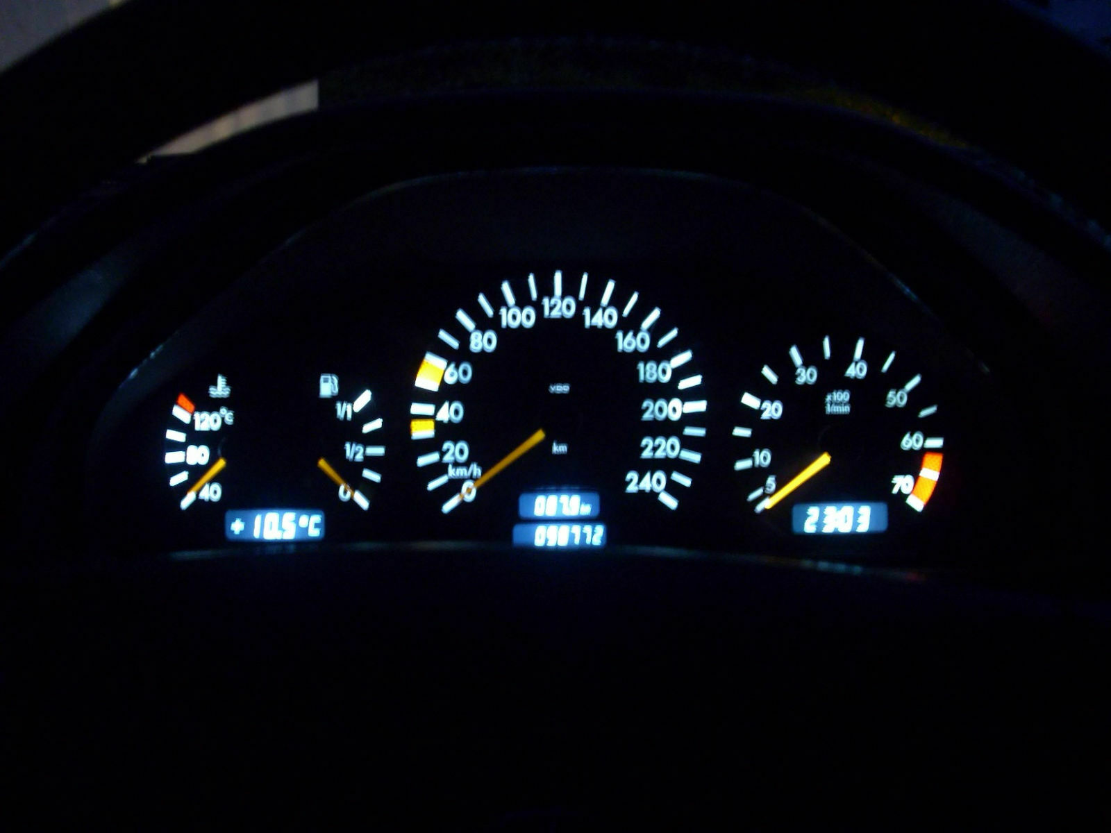 CLK W208 Tachobeleuchtung und Schalterbeleuchtung