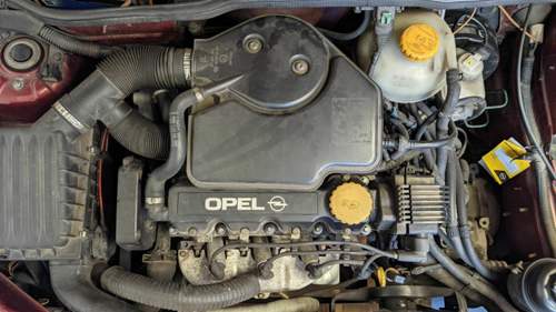 Motorraum Automatikgetriebe