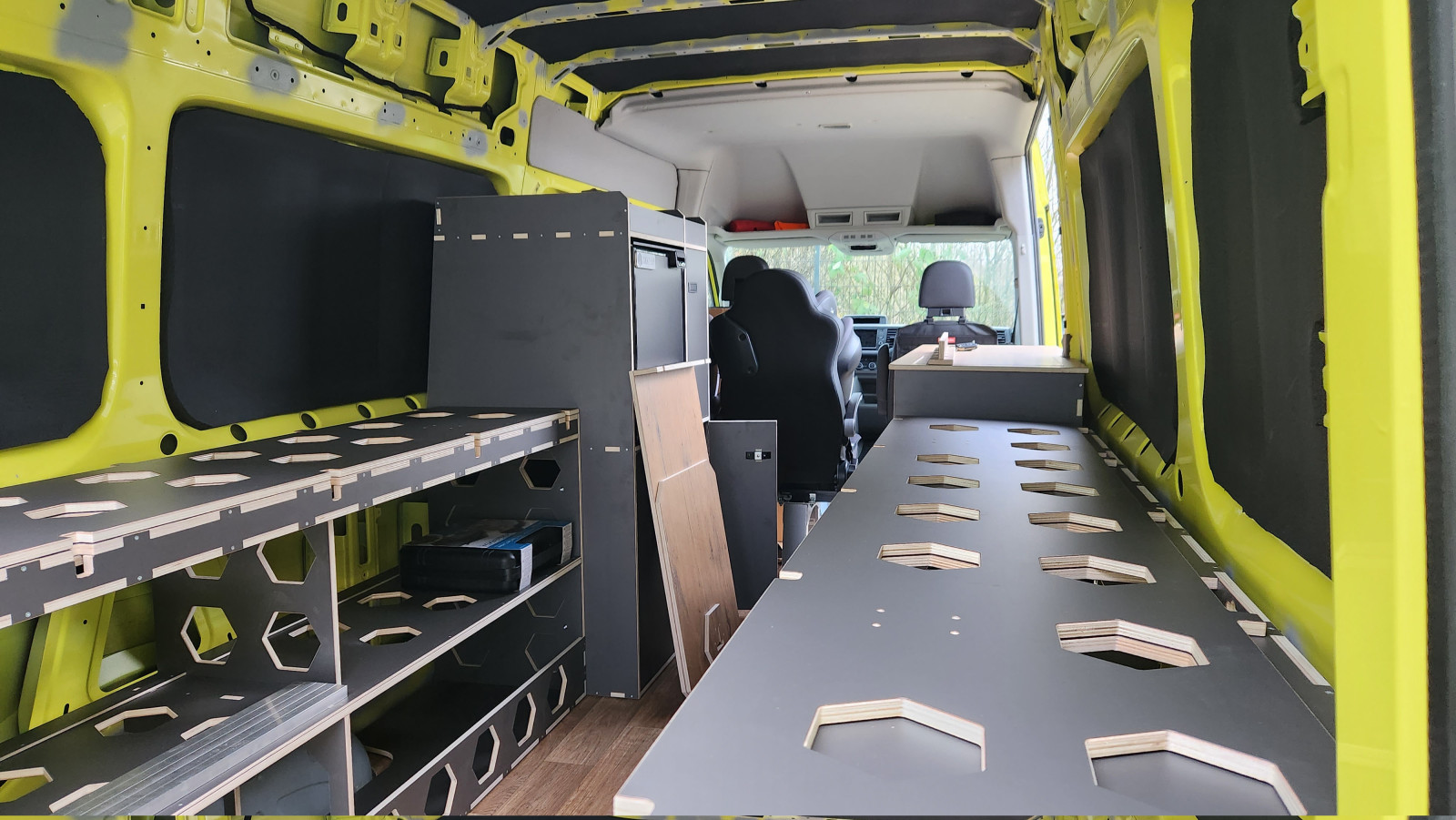 Crafter-Umbau/Ausbau zum Wohnmobil