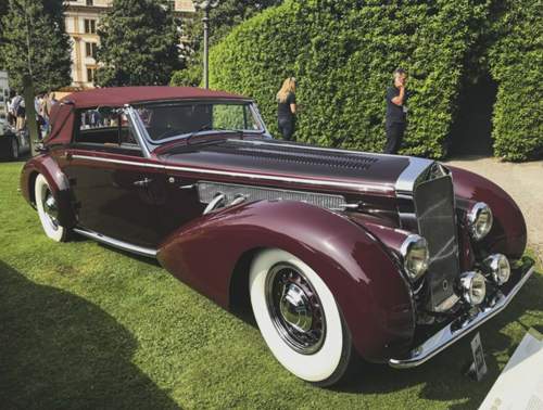 Man sieht es diesem betagten Delage D8-120 von 1939 nicht an, aber er war ein richtig harter Filmarbeiter