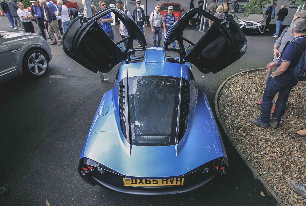 Riversimple Rasa mit Brennstoffzelle: Durch die Kiemen atmet der Zweisitzer nur Wasserdampf aus
