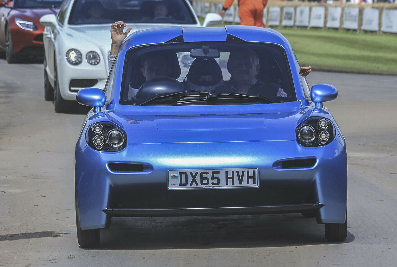 Mit 97 km/h Höchstgeschwindigkeit stellt der Riversimple Rasa keine Rekorde auf, doch er schafft 500 Kilometer mit einer Tankfüllung Wasserstoff