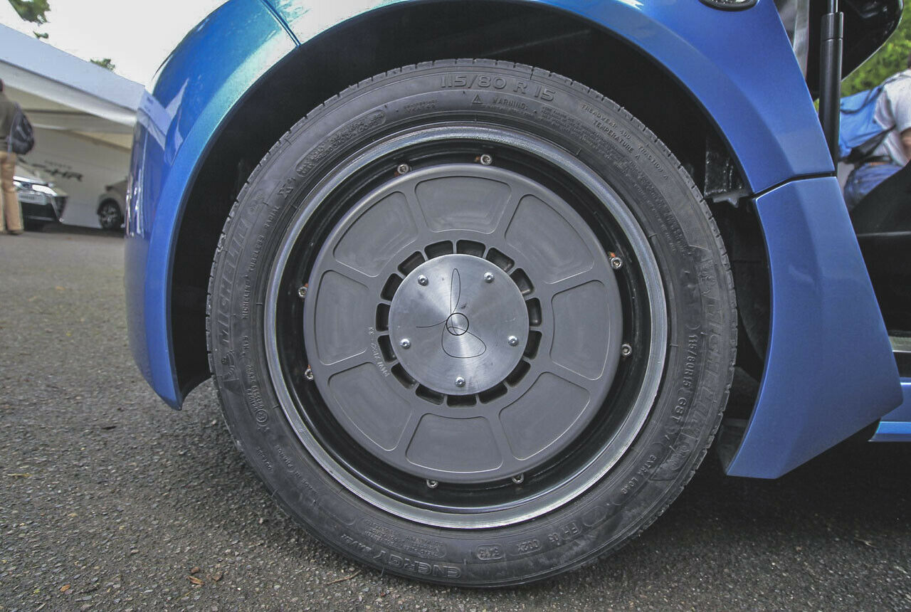 Vier Motoren, einer an jeder Radnabe, treiben den Riversimple Rasa an