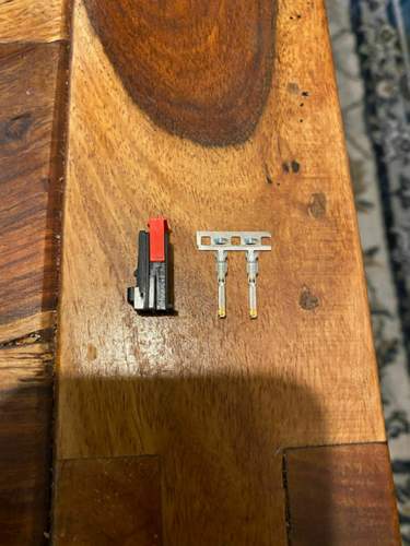 TE Connectivity Stecker und Connectoren.jpg
