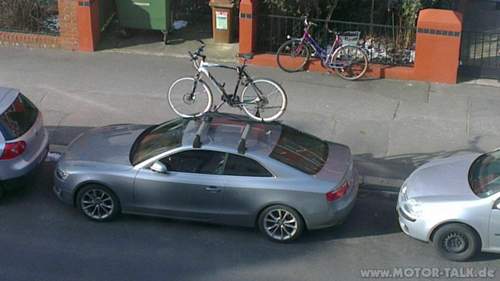 A5-mit-fahrradtraeger-auf-dem-dach