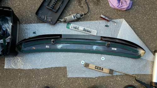 Audi A4 8E Avant - B7 Dachkantenspoiler an B6.jpg