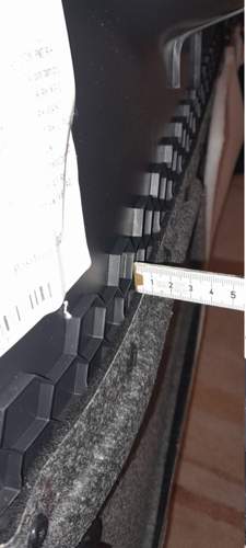 Am Panel vom Werk angebrachter Dämmstoff