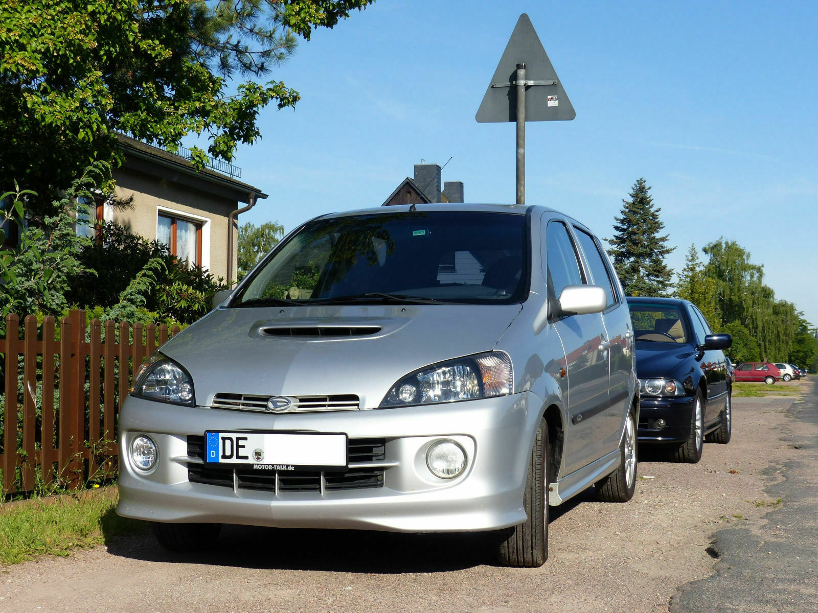 Daihatsu YRV M2 GTti Test