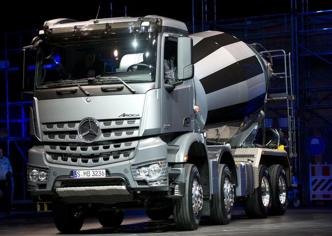 Nach der Fertigstellung von fünf neuen Modellen baut Daimler-LKW 800 Stellen in Deutschland ab, weltweit sind es rund 3.000.