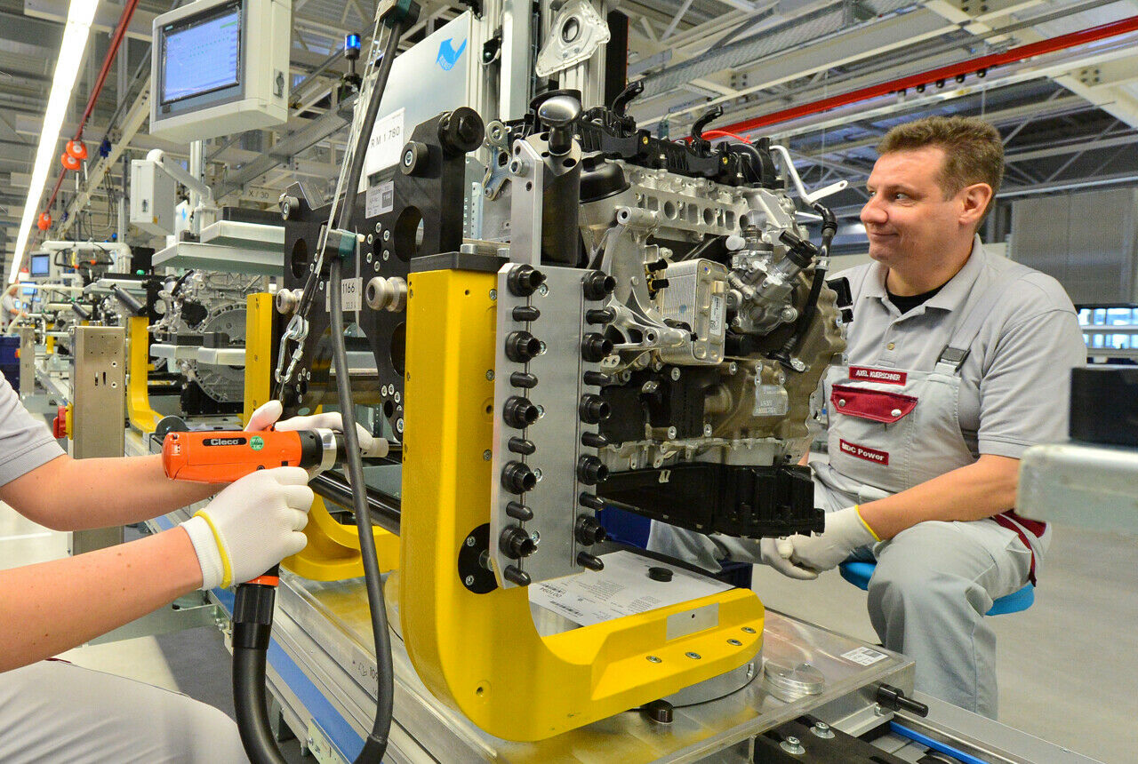 Daimler will ab 2019 Vierzylindermotoren in einem neuen Werk in Polen herstellen