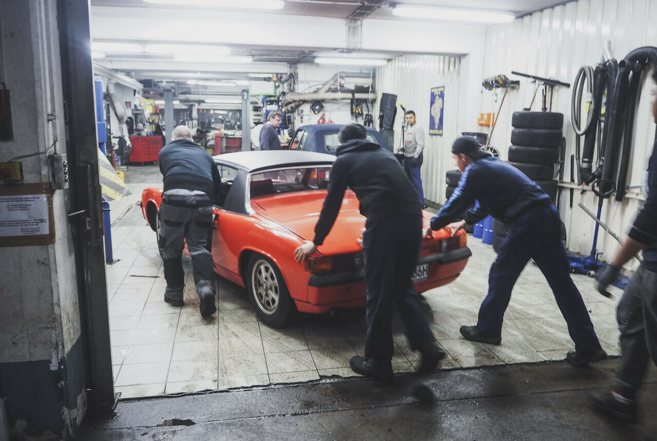 Enkel Daniel kehrte nach Berlin zurück, heute beschäftigt er in seiner Kfz-Werkstatt acht Angestellte