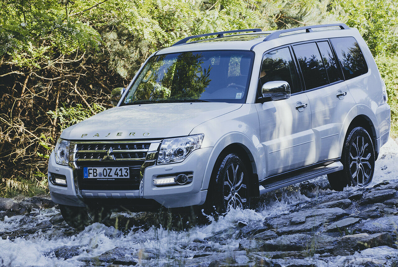 Eigentlich eignet sich der kurze Mitsubishi Pajero besser fürs Gelände. Der Fünftürer schlug sich trotzdem souverän